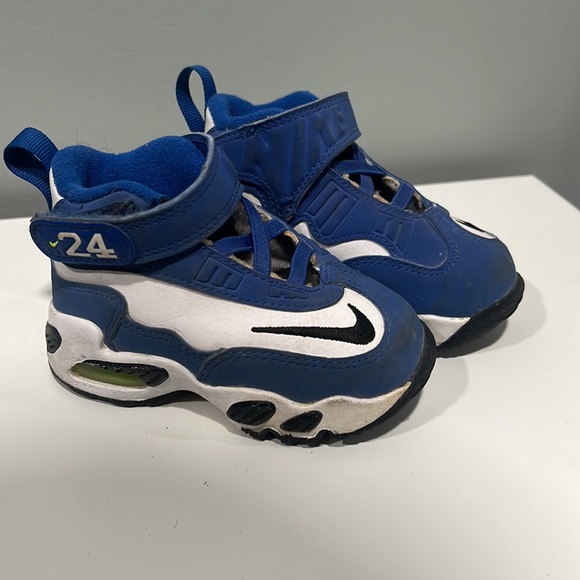 Toddler shoes - Picture 2 of 4